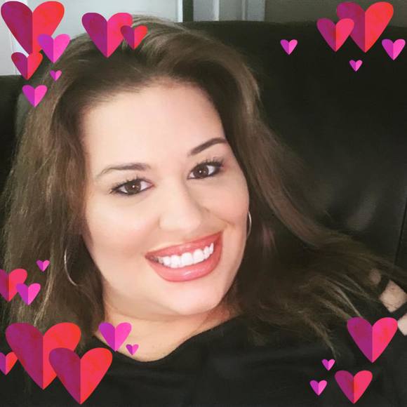 Profile Picture of Amber Swafford (@aswafford0827) on Poshmark