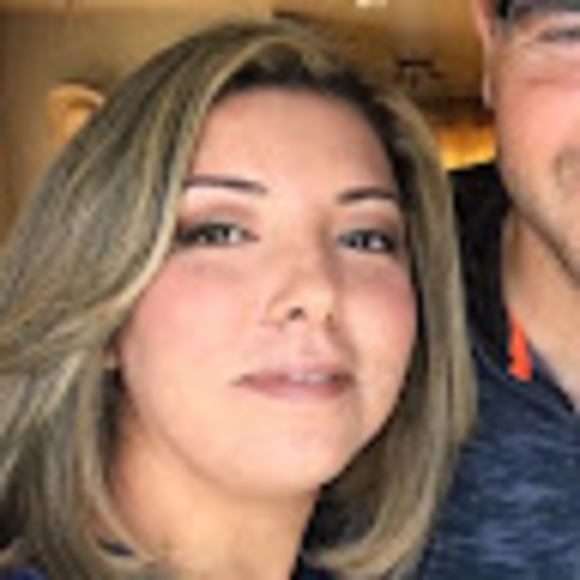 Profile Picture of Aroua Ben salah (@aroua) on Poshmark
