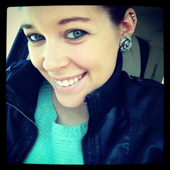 Profile Picture of Katie Haase (@katie_cakes) on Poshmark