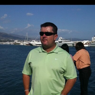 Profile Picture of Raymond Burns (@reallyripit) on Twitter