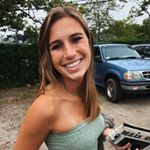 Profile Picture of lee (@leah_miles) on Instagram