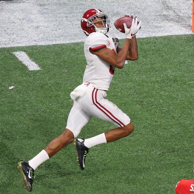 Profile Picture of Chris Carlton (@silver98ta) on Twitter