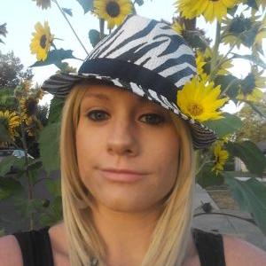 Profile Picture of Tara Pritchett (@Trakaprema) on Twitter