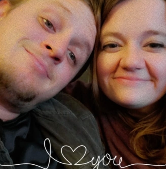 Profile Picture of Olivia Crain (@livieloue) on Poshmark