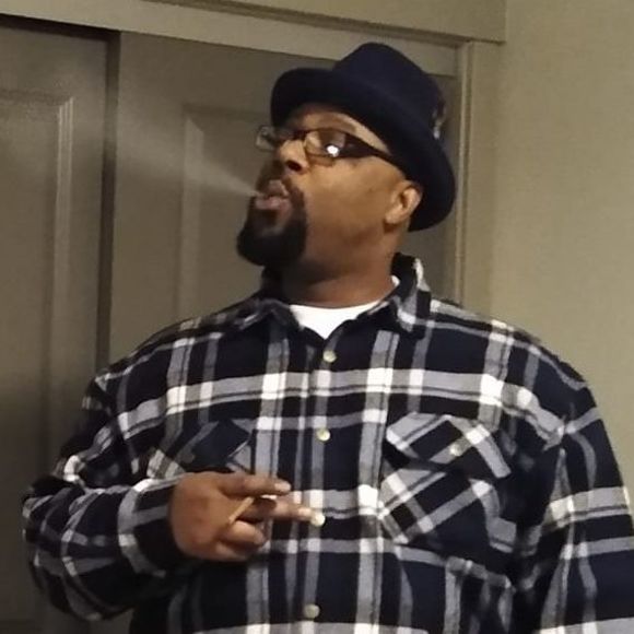 Profile Picture of Paw Paw (@pawpaw60) on Poshmark