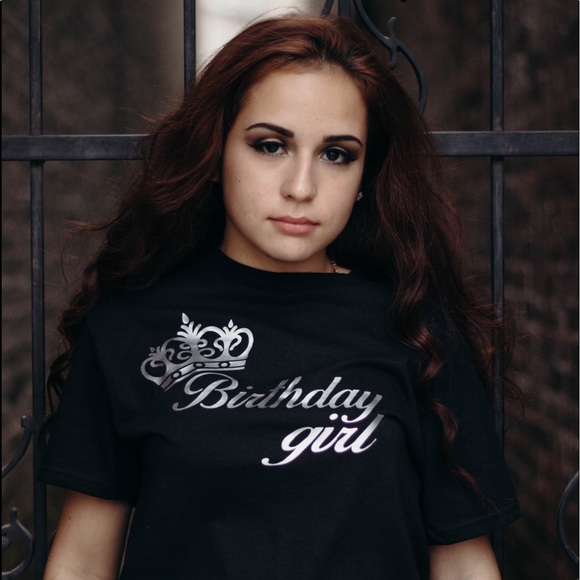 Profile Picture of Vianca Martinez (@vmartinez1543) on Poshmark