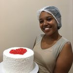 Paula Vasconcelos🎂|Confeitaria-Rj| Chantininho - Instagram Profile Picture of Paula Vasconcelos🎂|Confeitaria-Rj| Chantininho (@paullavascomcelos) on Instagram