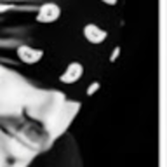 Profile Picture of Rob Rolly (@robeffinrolly) on Poshmark