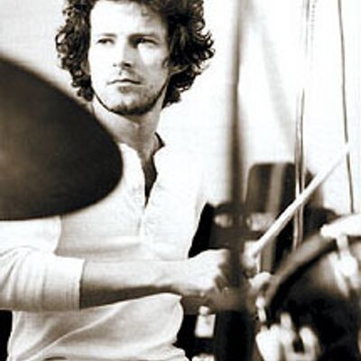 Profile Picture of John Richer (@LABAKEREE) on Twitter