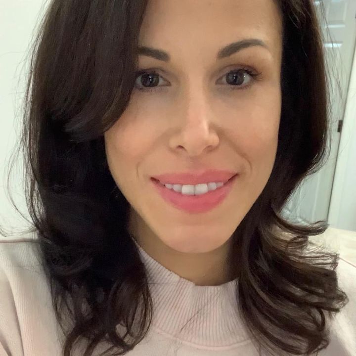 Profile Picture of Lisa (@lisarevs) on Tiktok