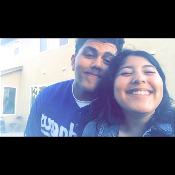 Profile Picture of Kevin Cuellar (@swagg_fag19) on Poshmark