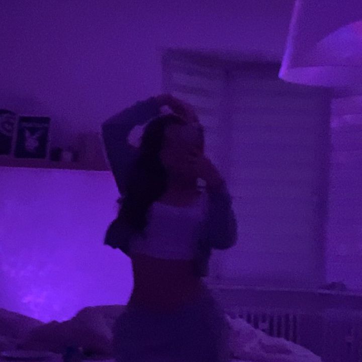 Profile Picture of Cassandra (@cassandra.backup) on Tiktok