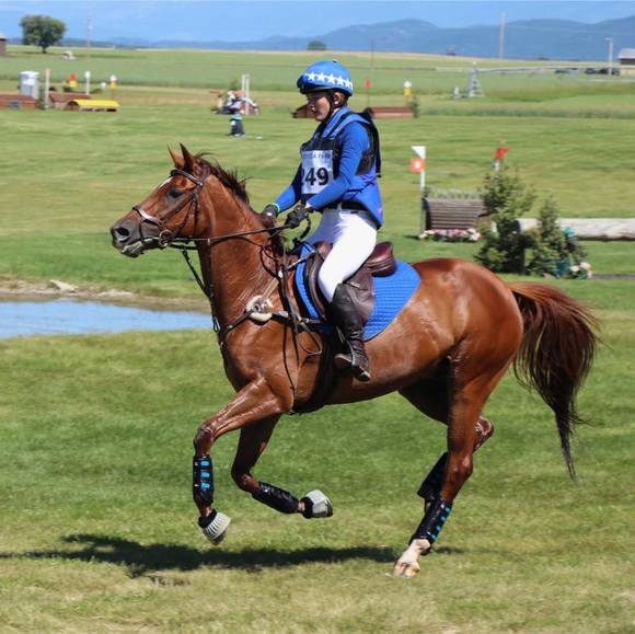 Profile Picture of Cate Lowham (@catelowham) on Poshmark