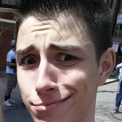 Profile Picture of Because Dereck (@collegefutbol) on Twitter