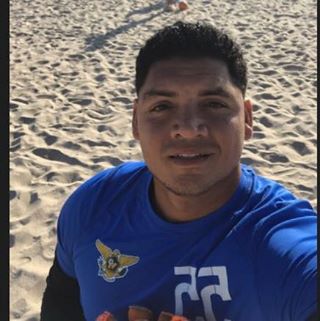 Profile Picture of Carlos Quezada (@Soccerlos) on Facebook