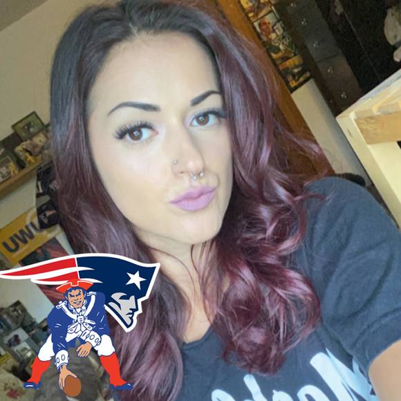 Profile Picture of Samantha Aspinwall (@s_aspinwall) on Poshmark