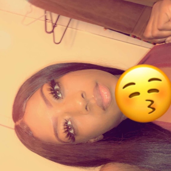 Profile Picture of Alexus Brown (@alexusbrown315) on Poshmark