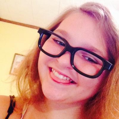 Profile Picture of Claire Vaughn (@unicorn_girl_1_) on Twitter