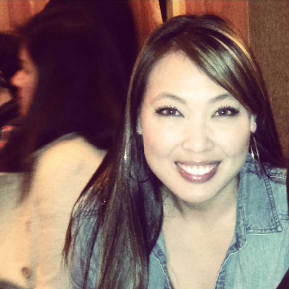 Profile Picture of Lucy Lin (@lucii81) on Poshmark
