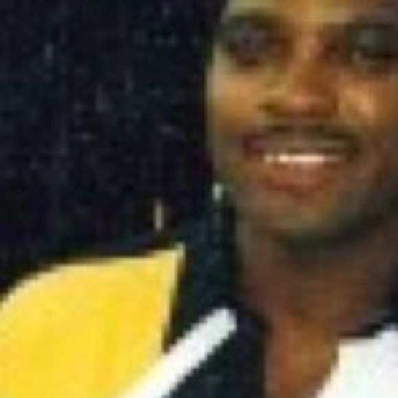 Profile Picture of Michael Pinnock (@mikenite) on Poshmark