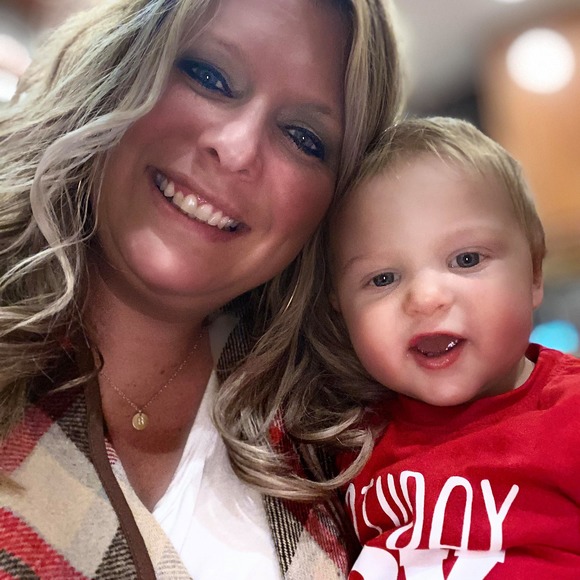 Profile Picture of Lacey Benckendorf (@cowgblonde) on Poshmark