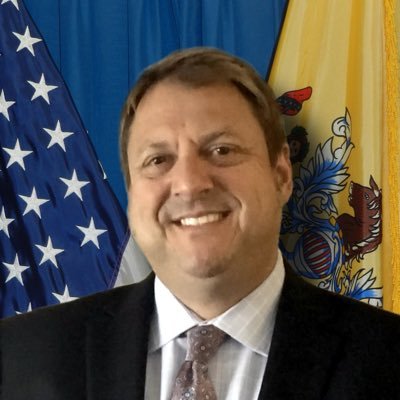 Profile Picture of BDB (@Bradley_Esq) on Twitter