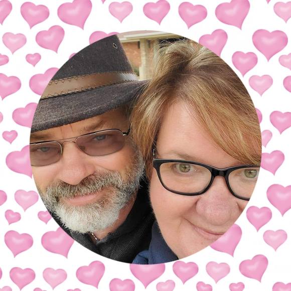 Profile Picture of Crystal Kelder (@bubblyb64) on Poshmark