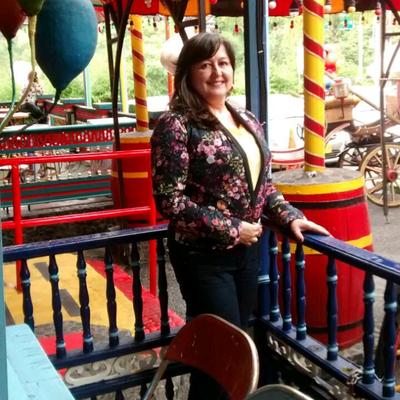 Profile Picture of Dora Arboleda (@doraarbol) on Twitter