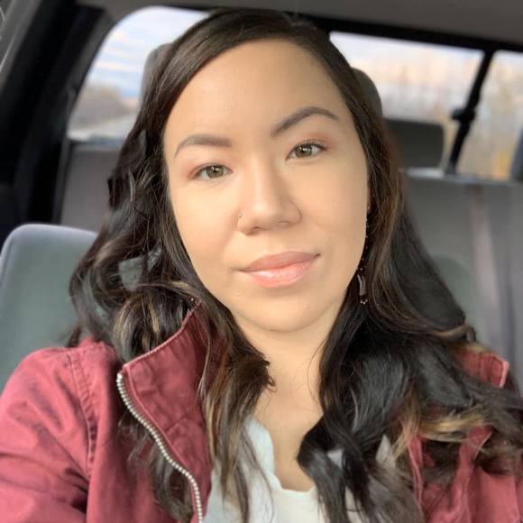 Profile Picture of Tots Esmailka (@totss) on Poshmark