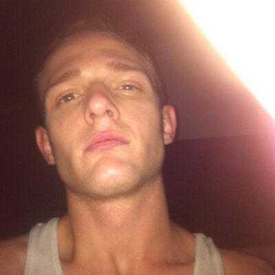 Profile Picture of Aaron Paul (@spicy2wink) on Twitter