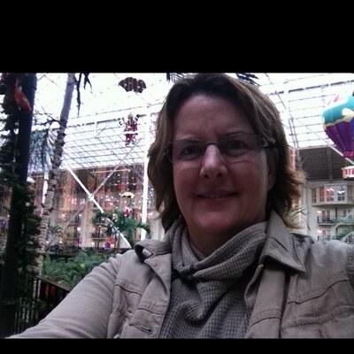 Profile Picture of Maureen Graham (@mreeng) on Twitter