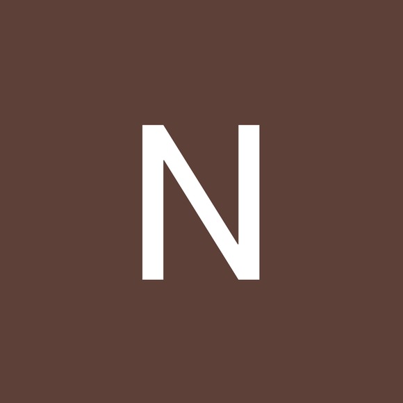 Profile Picture of Nicole Diraimo (@diraimonicole) on Poshmark