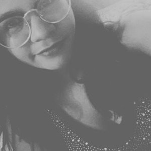 Profile Picture of Sra. Lola Scott (@Samira735) on Twitter