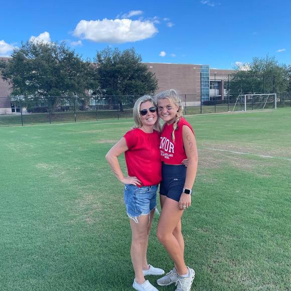 Stephanie Warthen - Poshmark Profile Picture of Stephanie Warthen (@sjohnson2294) on Poshmark