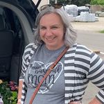 Profile Picture of Denise Ledbetter Williams (@thenaptimestitcher) on Instagram