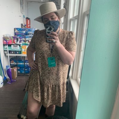 Profile Picture of Savannah Perry (@savvy687) on Twitter