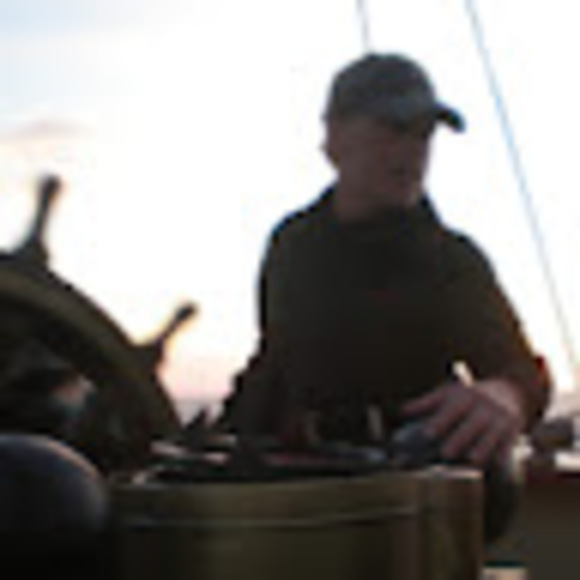 Profile Picture of Kevin Eli (@x2oman4u) on Poshmark