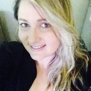 Profile Picture of Lorine Edwards (@pinklorine) on Myspace