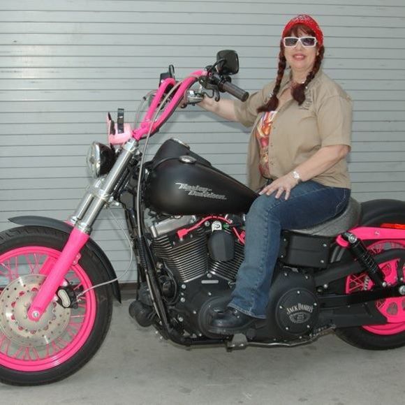 Profile Picture of Amy Tudor (@laflaca_1183) on Poshmark