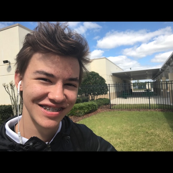 Profile Picture of Jake Porto (@jport0124) on Poshmark