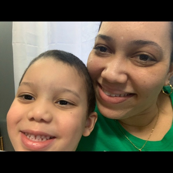 Profile Picture of Anabel Alcantara (@anabel631) on Poshmark