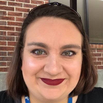 Profile Picture of Cora Lyn Townsend (@CoraWrites2019) on Twitter