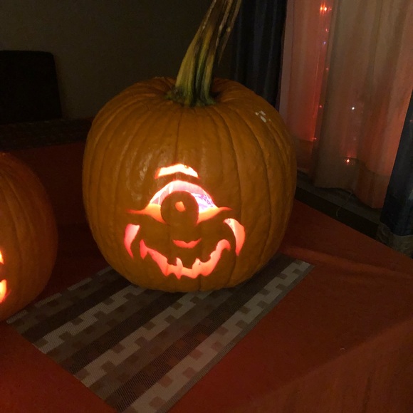 Profile Picture of Tracey Poluchuck (@tpoluchuck) on Poshmark