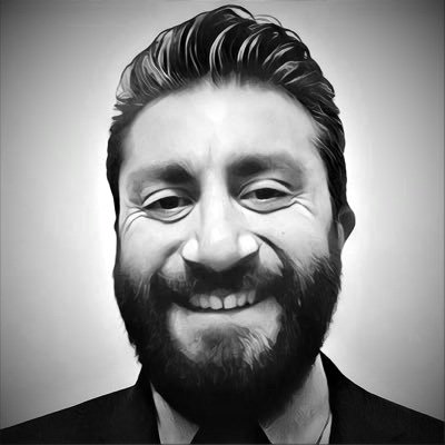 Profile Picture of {oz} (@OguzhanTopgul) on Twitter