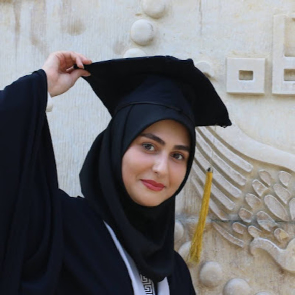 Sara Daryoush - Poshmark Profile Picture of Sara Daryoush (@daryoush1997) on Poshmark