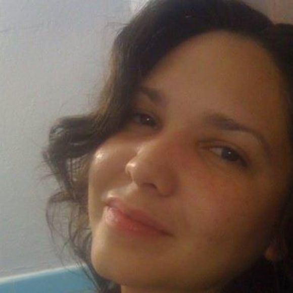 Profile Picture of Lourdes Lamboy (@llamboy) on Poshmark