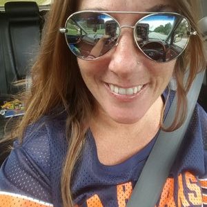 Profile Picture of Renae Parlich (@rnaepatrice) on Twitter
