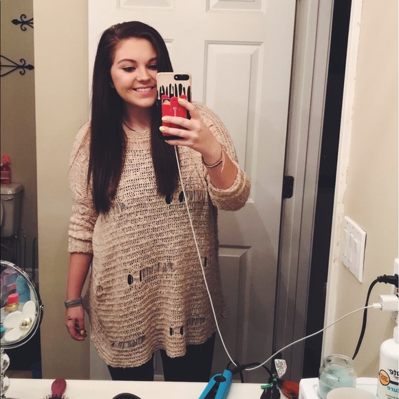 Profile Picture of Ivy Brooks (@ivy_brooks) on Poshmark