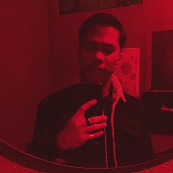 Profile Picture of Robert Narciso (@rawwberrt) on Poshmark