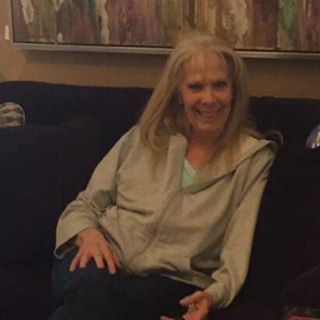 Profile Picture of Laurie Hartford (@laurie.hartford.3) on Facebook